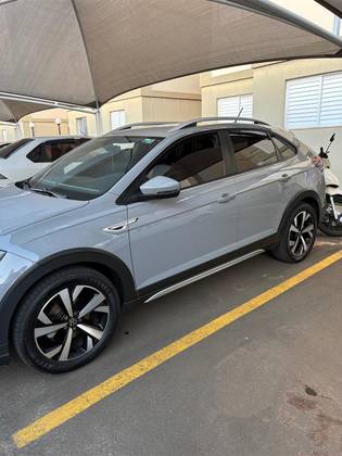 VOLKSWAGEN NIVUS 1.0 200 TSI TOTAL FLEX HIGHLINE AUTOMÁTICO VOLKSWAGEN NIVUS 1.0 200 TSI TOTAL FLEX HIGHLINE AUTOMÁTICO